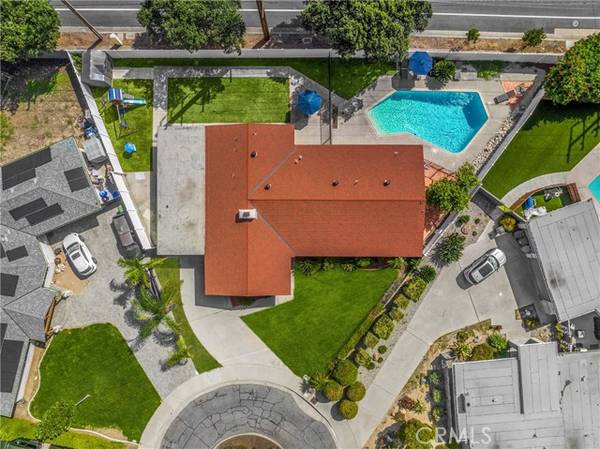 2105 N San Marcos Place, Claremont, CA 91711