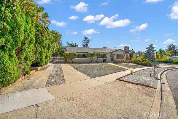 Yucaipa, CA 92399,35105 Forest Lane