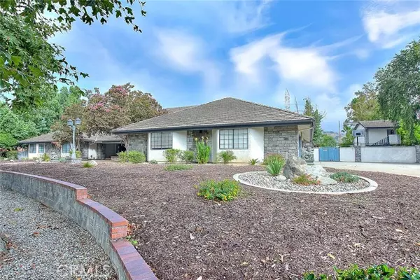 249 Independence Drive, Claremont, CA 91711