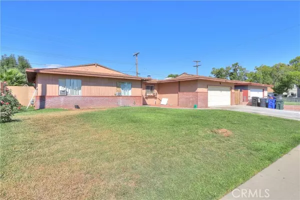 Rialto, CA 92376,320 W Heather