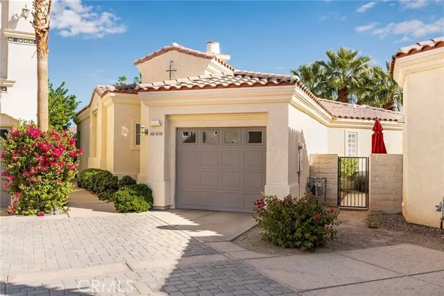 80872 Via Puerta Azul, La Quinta, CA 92253