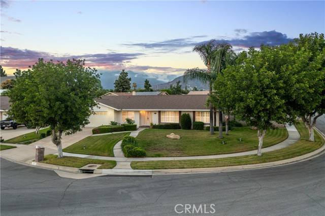 425 Winston Way, Upland, CA 91786