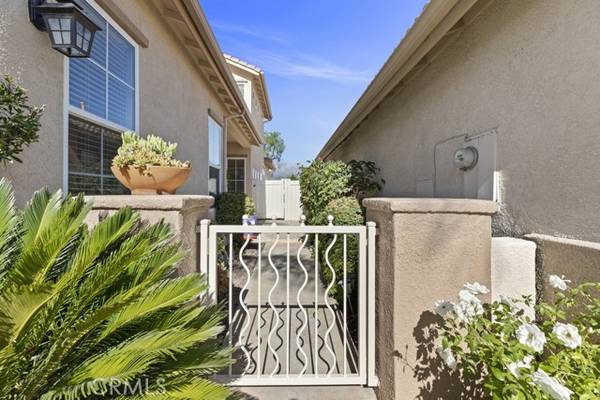 4908 Oakhurst Avenue, Banning, CA 92220