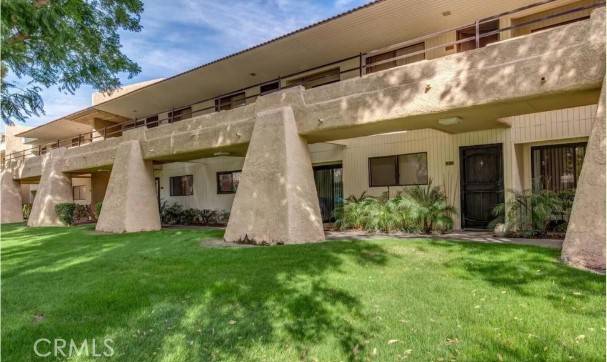 680 N Ashurst Court #I113, Palm Springs, CA 92262