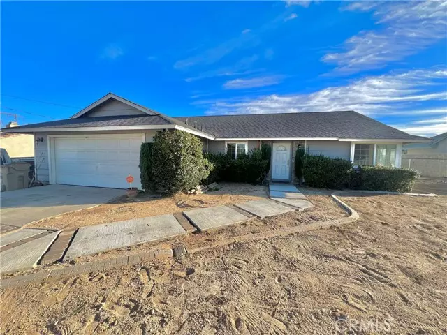 17685 Redding Street, Hesperia, CA 92345