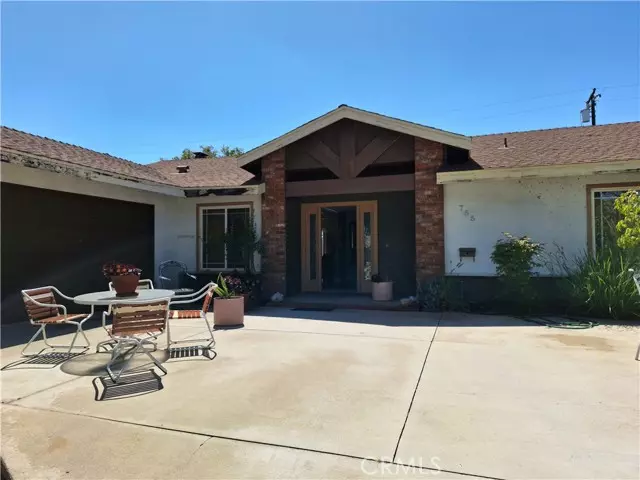 755 N Shaftesbury Avenue, San Dimas, CA 91773