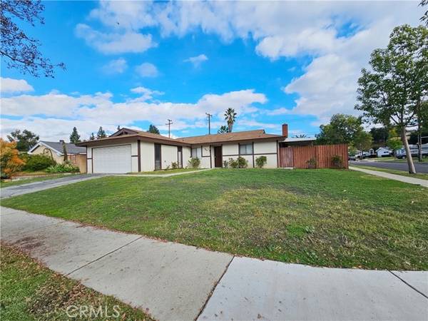 304 N Rennell Avenue, San Dimas, CA 91773