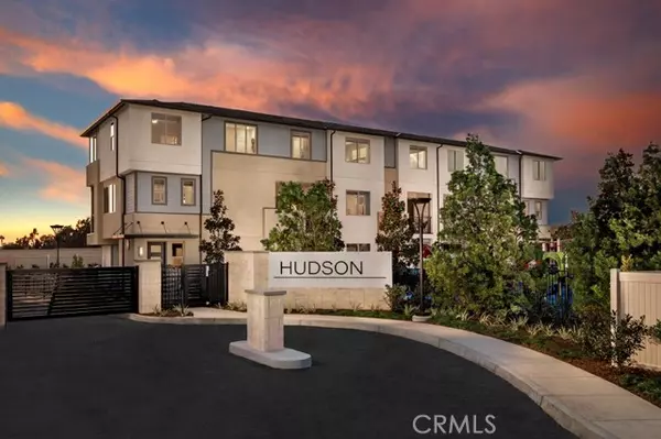 Placentia, CA 92870,1557 Lima Way Unit 4