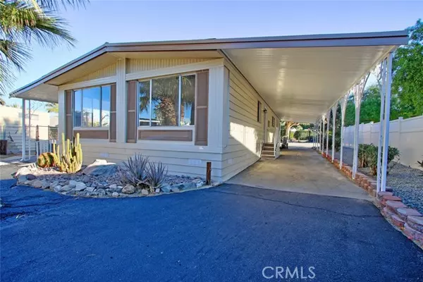 Desert Hot Springs, CA 92240,17555 Corkill #31