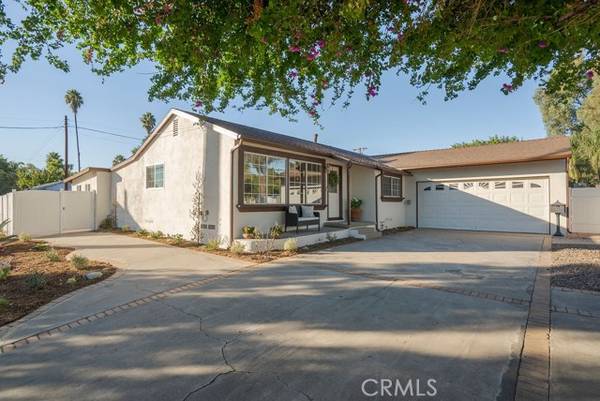 885 S College Avenue, Claremont, CA 91711