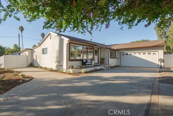 885 S College Avenue, Claremont, CA 91711