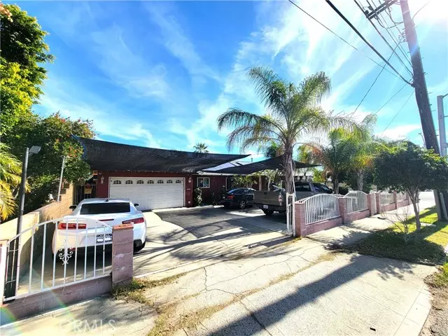 1215 N Sycamore Avenue, Rialto, CA 92376