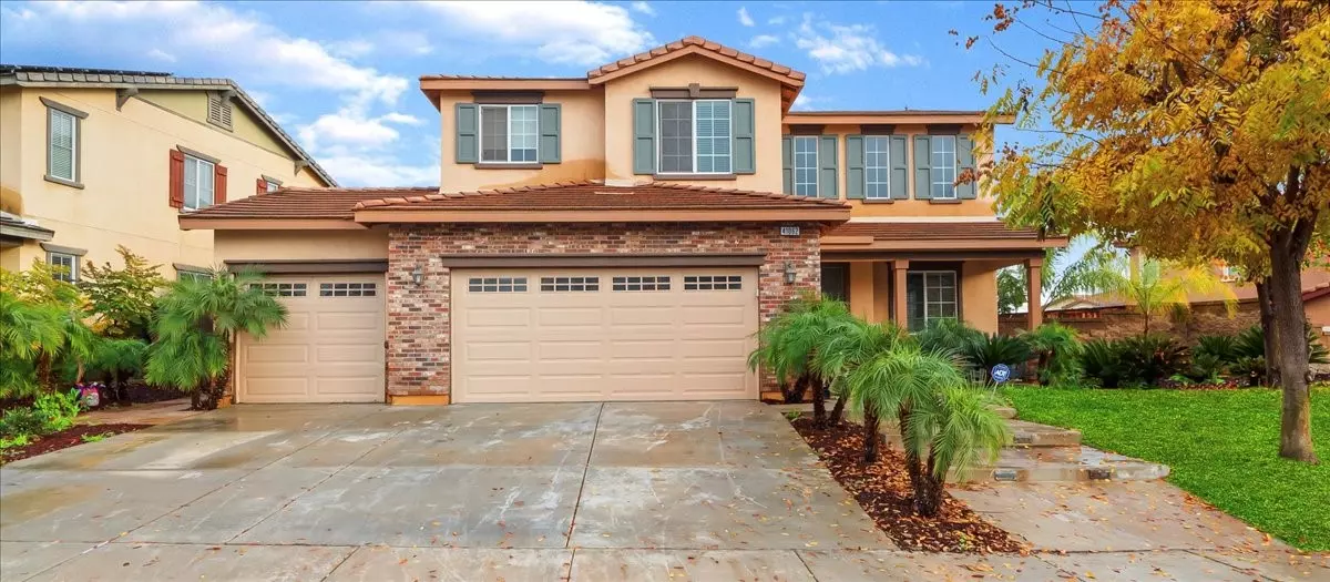 Lake Elsinore, CA 92532,41062 Crimson Pillar Lane