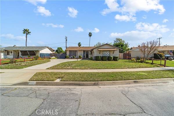 Glendora, CA 91740,1526 S New Haven Lane