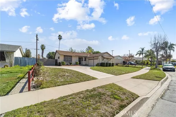 1526 S New Haven Lane, Glendora, CA 91740