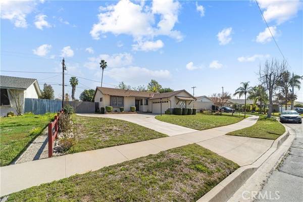 1526 S New Haven Lane, Glendora, CA 91740