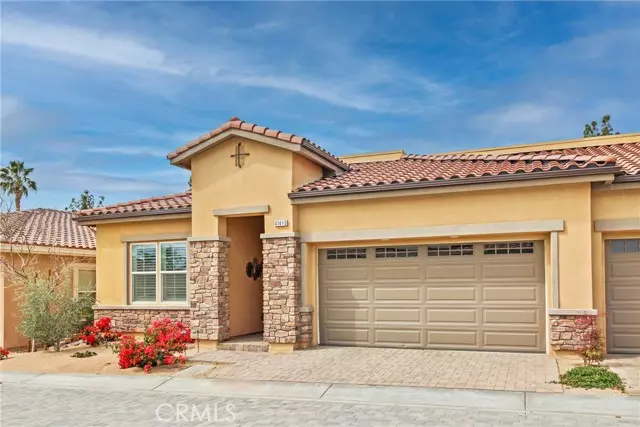 Palm Desert, CA 92260,4141 Via Cararra #3