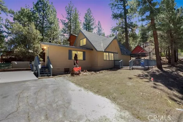 201 E Aeroplane Boulevard, Big Bear City, CA 92314