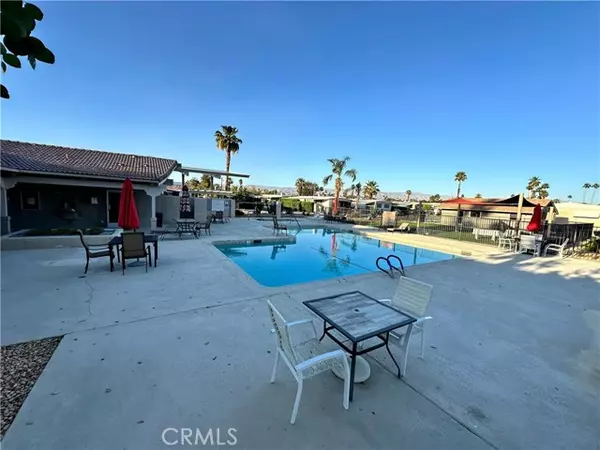 Cathedral City, CA 92234,8 Oasis