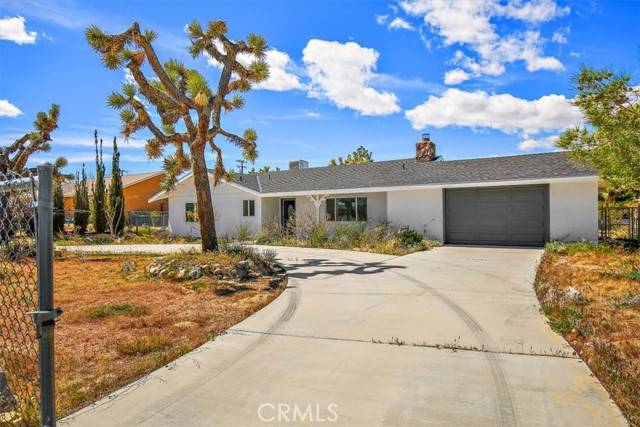 6854 Avalon Avenue, Yucca Valley, CA 92284