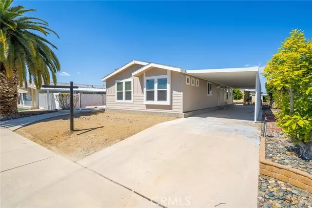 1062 Camino Del Rancho, Hemet, CA 92543