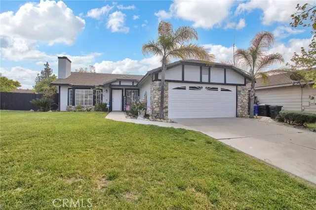 8821 Buckeye Drive, Fontana, CA 92335