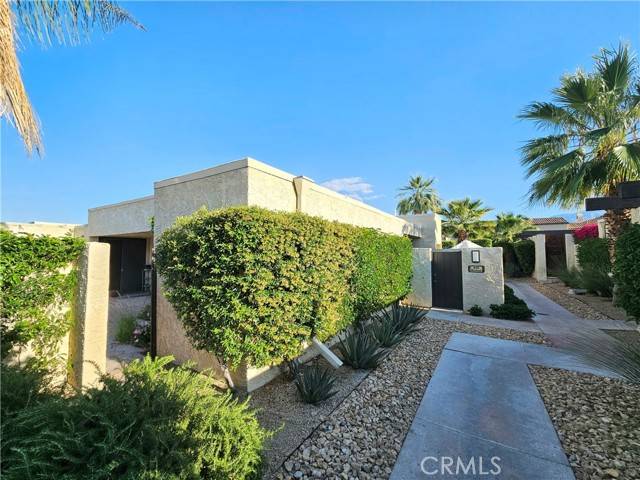 410 N Hermosa Drive, Palm Springs, CA 92262