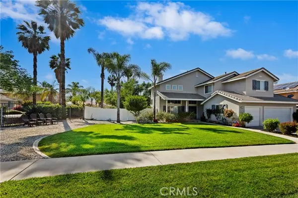 Corona, CA 92882,2904 Coral Street