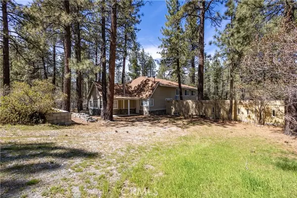 1432 Oriole Road, Wrightwood, CA 92397