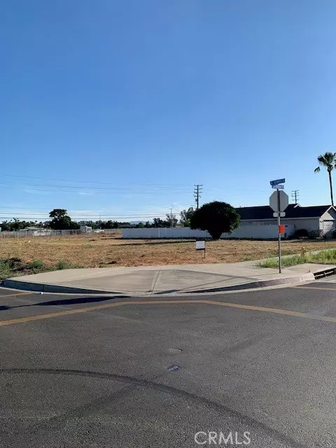 Perris, CA 92571,7 7th & G St