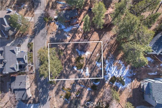 828 Talmadge Road, Big Bear Lake, CA 92315