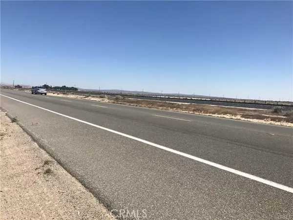 Lancaster, CA 93534,0 Vac/Sierra Hwy/Vic Avenue E6