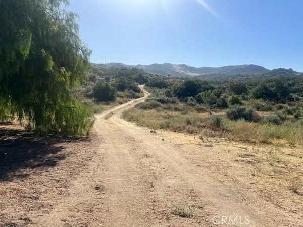 Aguanga, CA 92536,47415 Silent Valley