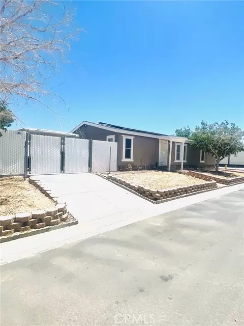 25030 Camino Del Sol, Barstow, CA 92311