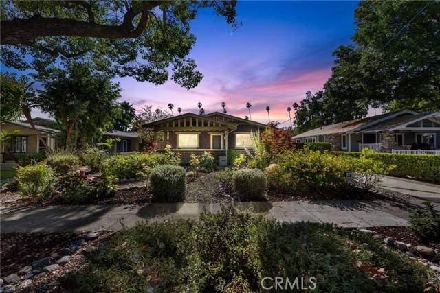 55 N Meridith Avenue, Pasadena, CA 91106