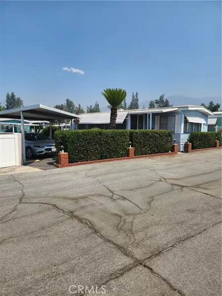 840 E FOOTHILL #72, Azusa, CA 91702