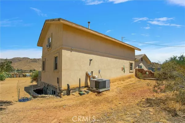 Apple Valley, CA 92307,24716 Mcroberts Road