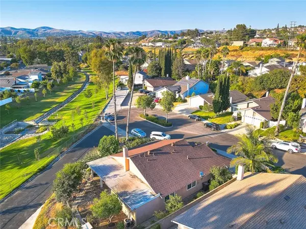 Yorba Linda, CA 92886,6111 Stonehurst