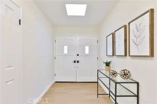 La Verne, CA 91750,1159 Oak Knoll Terrace