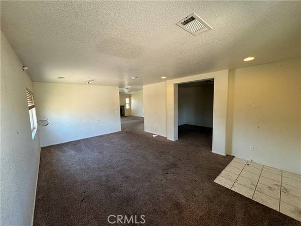 Lancaster, CA 93535,1710 E Miki Way