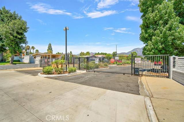 929 E Foothill #44, Upland, CA 91786