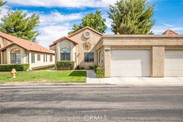 19068 Elm Drive,  Apple Valley,  CA 92308