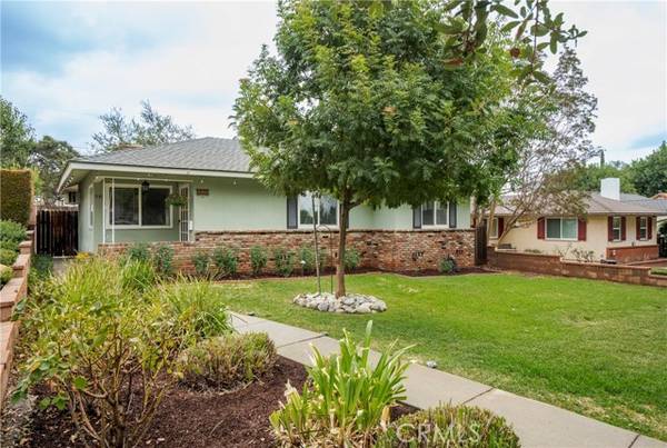 Glendora, CA 91741,540 N Glendora Avenue