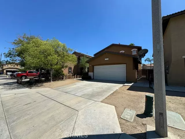 Perris, CA 92571,307 Bright Way