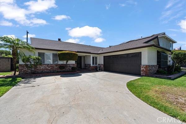 Placentia, CA 92870,936 Appling Avenue