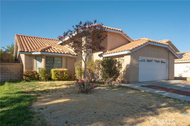 2535 Mildwood, Lancaster, CA 93536