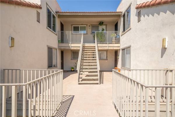 867 Cinnamon Lane #65, Duarte, CA 91010