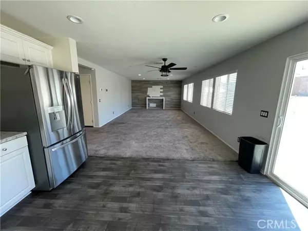 Victorville, CA 92392,11835 Espola Place