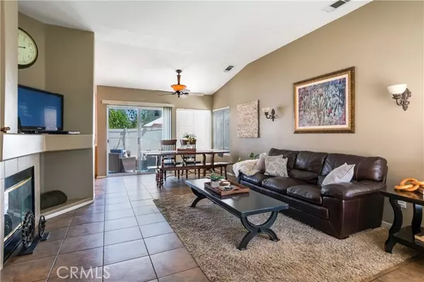 Corona, CA 92882,3315 Kentucky Lane