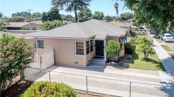 216 W 67th Way, Long Beach, CA 90805